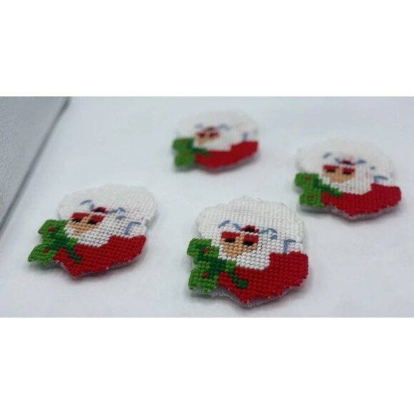 Christmas Plastic Canvas Coasters Set of 4 with Holder Mug Cup Kitsch Retro - Picture 10 of 14
